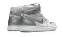 Tênis Air Jordan 1 High "CO. Japan" Cinza / Prata