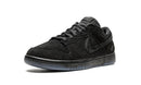Tênis Nike Dunk Low x Undefeated "5 on it"